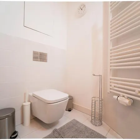 Apartmán Sunny And Cozy In The Center With Free Parking Bratislava